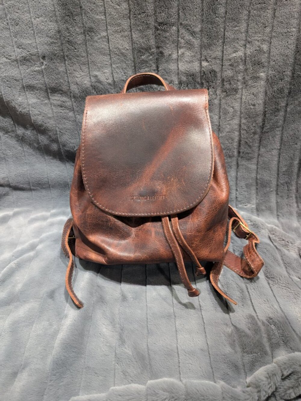 Portland Leather Bucket Backpack Lava Brown Retiring Style EUC